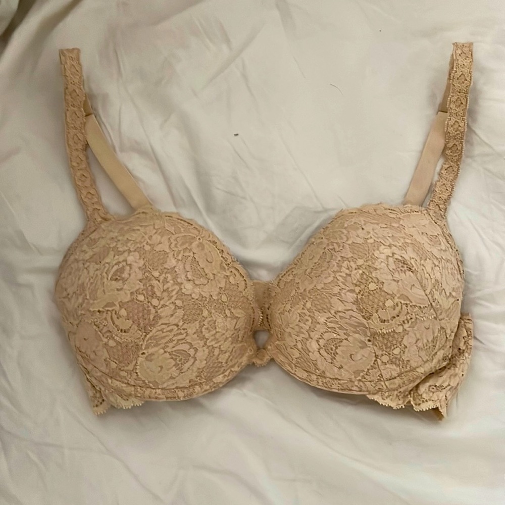 Cosa ella bra 32D and small panties